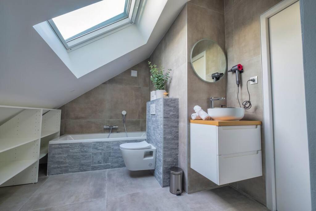 Apartamento Champagne Sunset Gueux Exterior foto